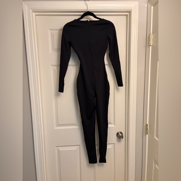 SKIMS Sleek Grey Long Sleeve Jumpsuit - Picture 4 of 6